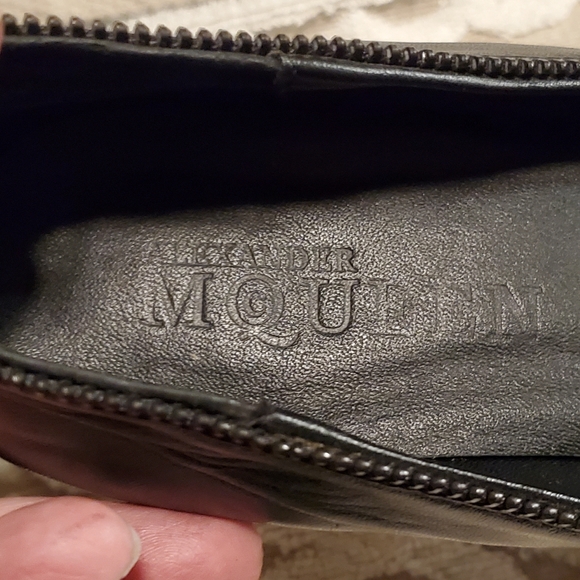 - Alexander McQueen Iconic skull zipper platform stilettos - Picture 3 of 16